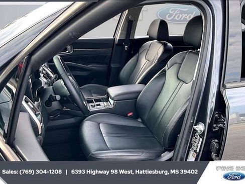 Used 2023 Kia Sorento SX image 18