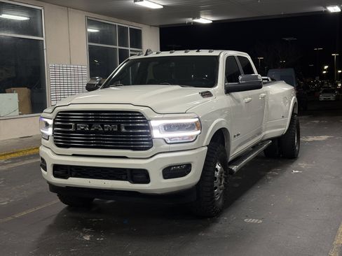 Used 2021 RAM 3500 Laramie image 5