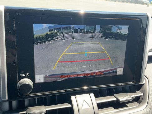 Certified 2025 Toyota RAV4 LE AWD/4WD image 22