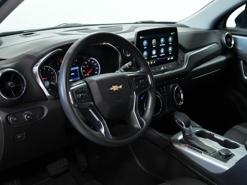 Used 2025 Chevrolet Blazer LT AWD/4WD image 33