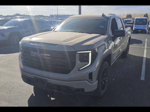 Used 2022 GMC Sierra 1500 Elevation AWD/4WD image 5