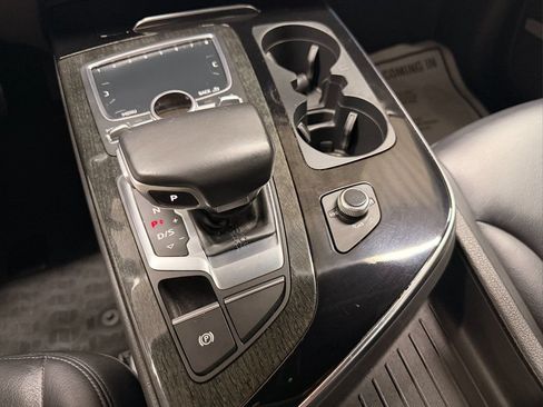 Used 2019 Audi Q7 3.0T Premium Plus w/ Premium Plus Package AWD/4WD image 20