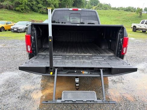 Used 2019 Ford F150 King Ranch w/ Equipment Group 601A Luxury AWD/4WD image 11