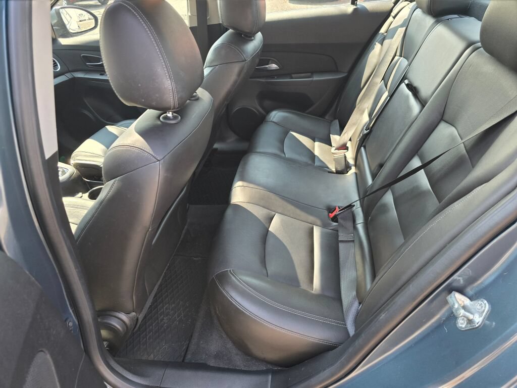 Used 2012 Chevrolet Cruze LTZ FWD image 18