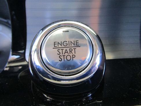 Used 2020 Lincoln Corsair FWD w/ Equipment Group 101A image 33