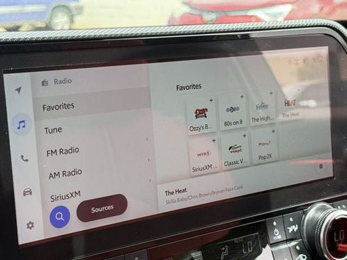 Used 2024 Toyota Highlander XSE FWD image 19