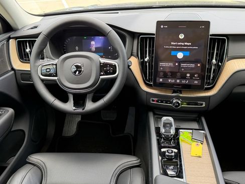 New 2027 Volvo XC60 B5 Ultra AWD/4WD image 11