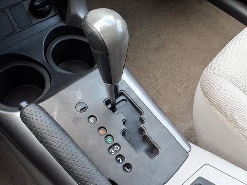 Used 2007 Toyota RAV4 Limited image 19