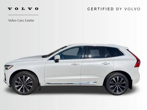 Certified 2023 Volvo XC60 B5 Plus AWD/4WD image 4