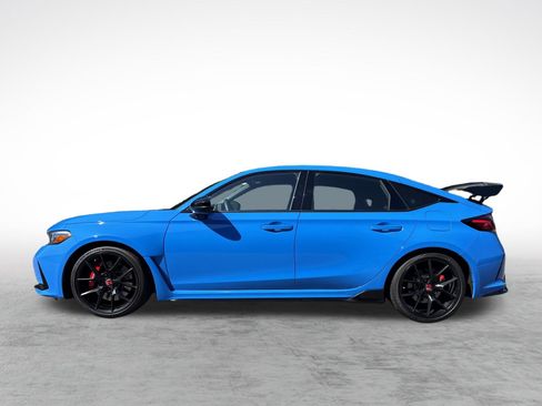 Used 2023 Honda Civic Type R image 5