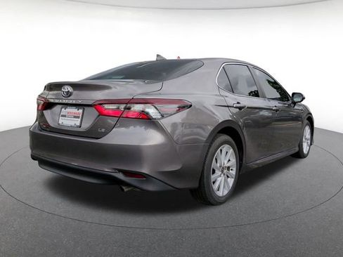 Used 2023 Toyota Camry LE FWD image 6
