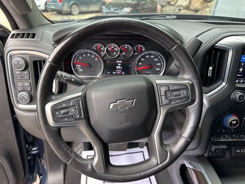 Used 2019 Chevrolet Silverado 1500 LT Trail Boss image 19