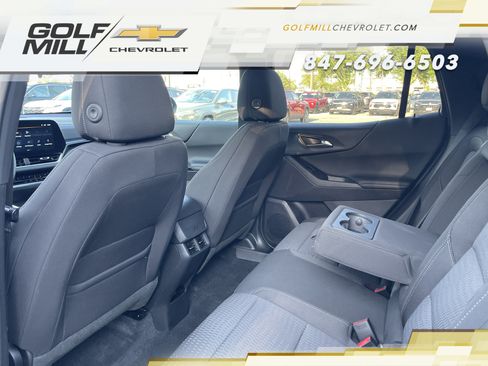 Used 2026 Chevrolet Equinox LT AWD/4WD image 25