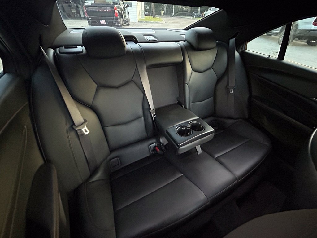 Used 2023 Cadillac CT4 V RWD image 30