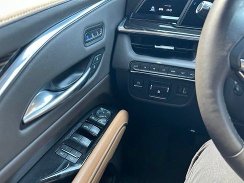 Used 2024 Cadillac Escalade Sport w/ LPO, ONYX Package AWD/4WD image 13