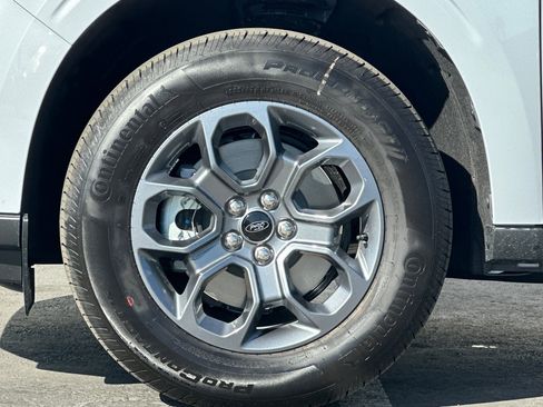 New 2025 Ford Maverick XLT w/ XLT Luxury Package image 23