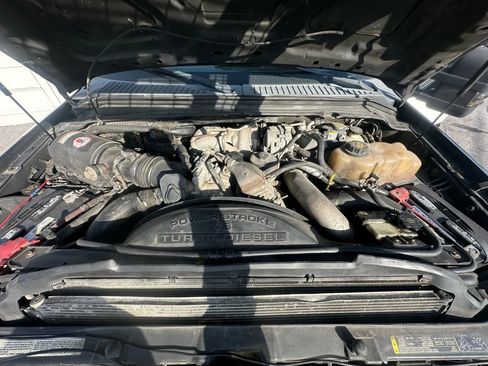 Used 2010 Ford F250 XLT image 25