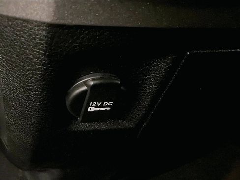 Used 2017 RAM 1500 Express image 30