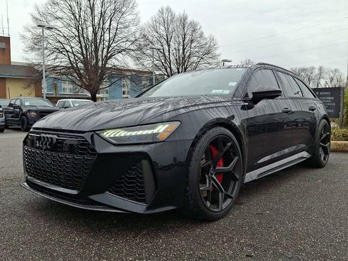 Used 2024 Audi RS 6 performance image 4