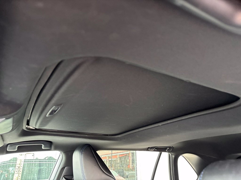 Used 2022 Toyota RAV4 XSE AWD/4WD image 6