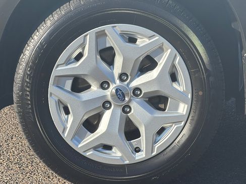 Used 2024 Subaru Forester image 25