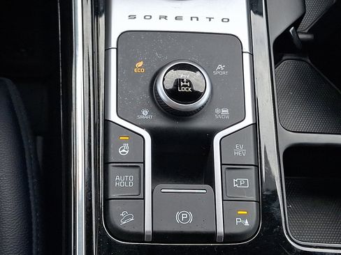 Used 2023 Kia Sorento SX Prestige image 26