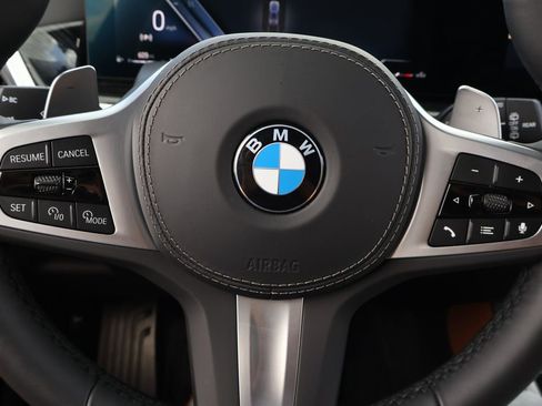 Used 2025 BMW X5 xDrive40i w/ Executive Package AWD/4WD image 21