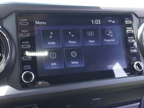 Used 2020 Toyota Tacoma TRD Off-Road w/ Technology Package RWD image 22