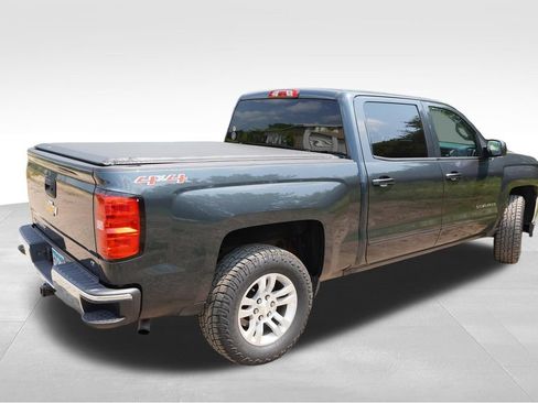 Used 2017 Chevrolet Silverado 1500 LT w/ All Star Edition AWD/4WD image 3