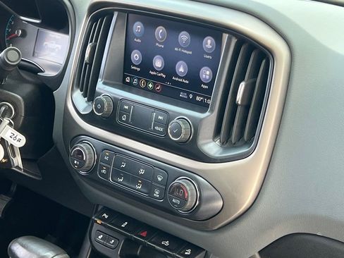 Used 2019 Chevrolet Colorado Z71 image 34