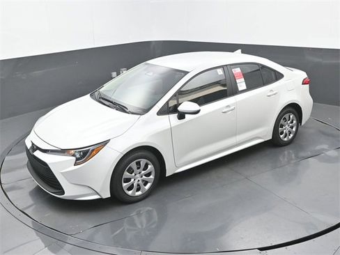 New 2026 Toyota Corolla LE image 29