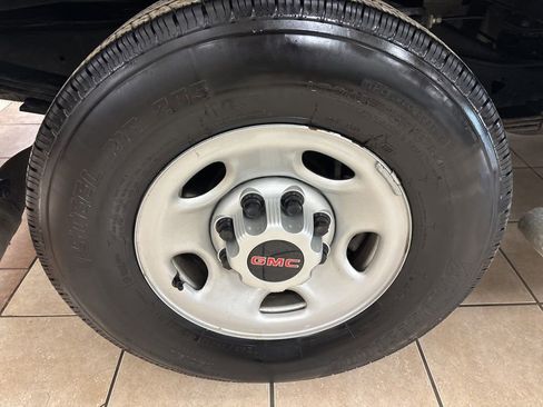 Used 2024 GMC Savana 2500 w/ Driver Convenience Package RWD image 34