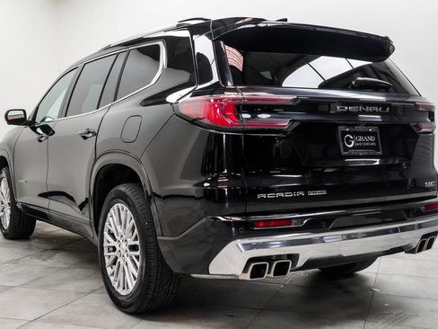 Used 2024 GMC Acadia Denali w/ LPO, Floor Liner Package AWD/4WD image 10