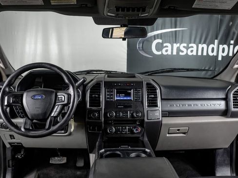 Used 2017 Ford F250 XLT w/ XLT Value Package image 14