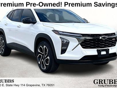 Used 2025 Chevrolet Trax RS w/ Driver Confidence Package