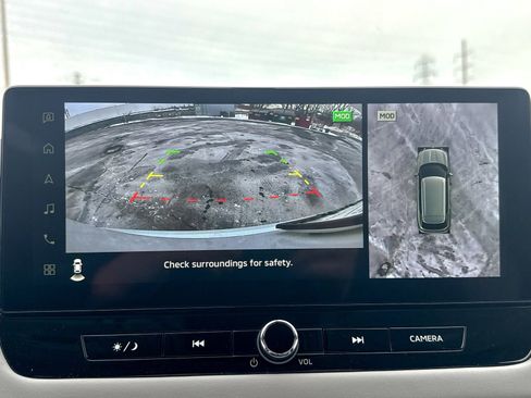 New 2025 Mitsubishi Outlander SE image 41