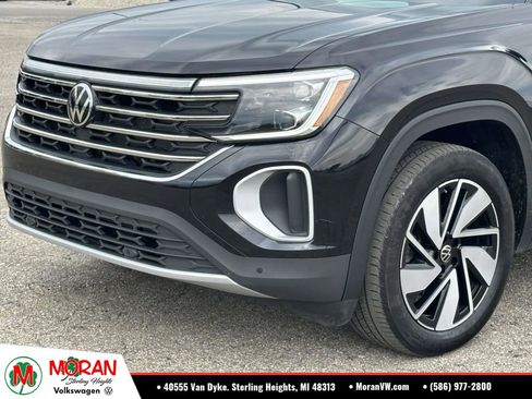 Used 2024 Volkswagen Atlas SE AWD/4WD image 7