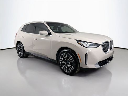 Certified 2026 BMW X3 xDrive30i w/ Premium Package AWD/4WD image 3