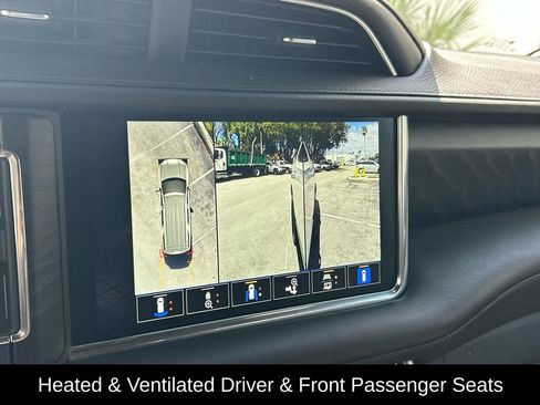 Used 2022 GMC Yukon Denali image 30