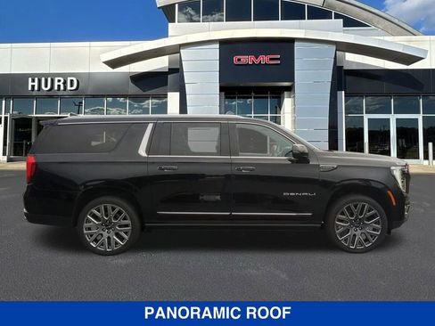 New 2025 GMC Yukon XL Denali Ultimate AWD/4WD image 3