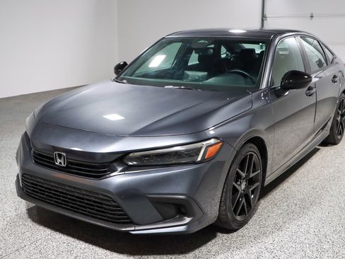 Used 2023 Honda Civic Sport image 29