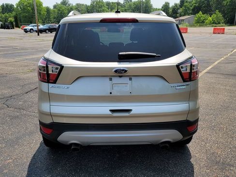 Used 2017 Ford Escape Titanium w/ Equipment Group 301A FWD image 10
