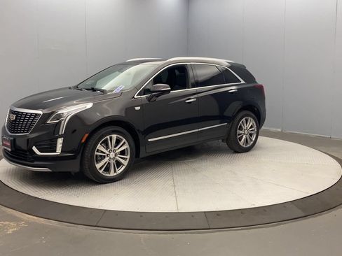 Used 2023 Cadillac XT5 Premium Luxury w/ Platinum Package AWD/4WD image 9