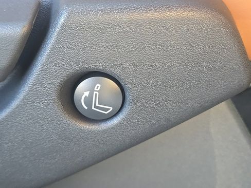 New 2025 Nissan Pathfinder Platinum image 40