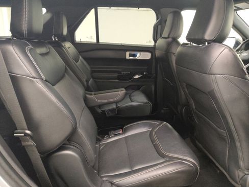 Used 2021 Ford Explorer ST w/ Equipment Group 401A AWD/4WD image 19