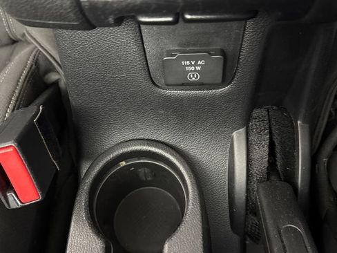 Used 2016 Jeep Wrangler Unlimited Rubicon w/ Connectivity Group AWD/4WD image 44