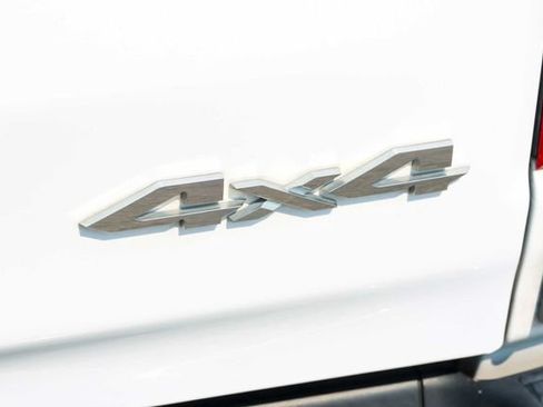 Used 2022 RAM 1500 Big Horn AWD/4WD image 9