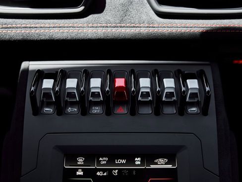 Used 2024 Lamborghini Huracan STO image 73