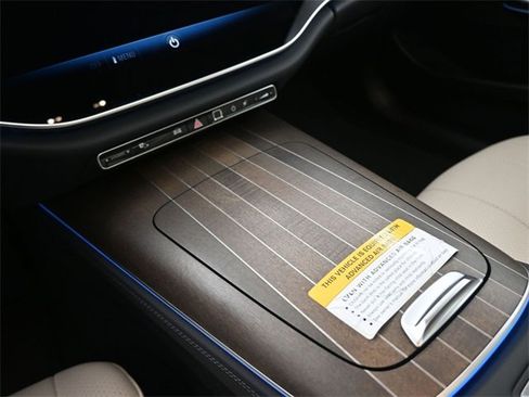 New 2026 Mercedes-Benz E 350 4MATIC Sedan image 9