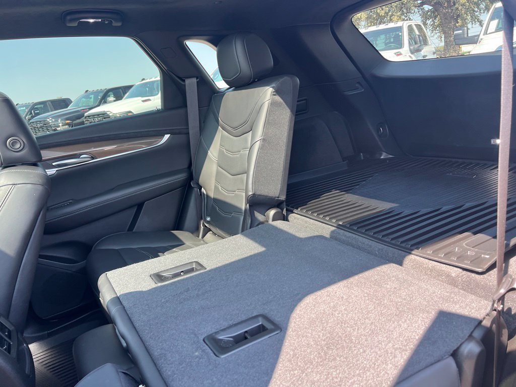 Used 2024 Cadillac XT5 Sportv w/ Platinum Package AWD/4WD image 25
